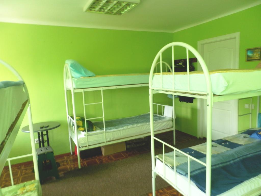 Yourhostel Friend Киев Экстерьер фото
