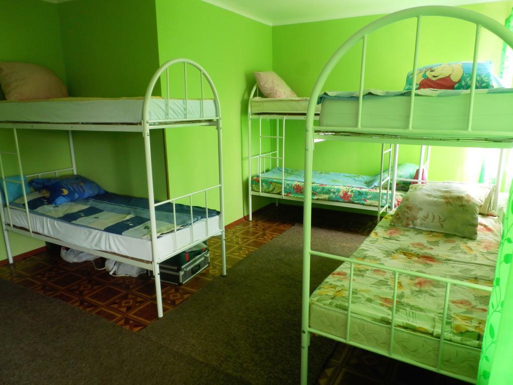 Yourhostel Friend Киев Экстерьер фото