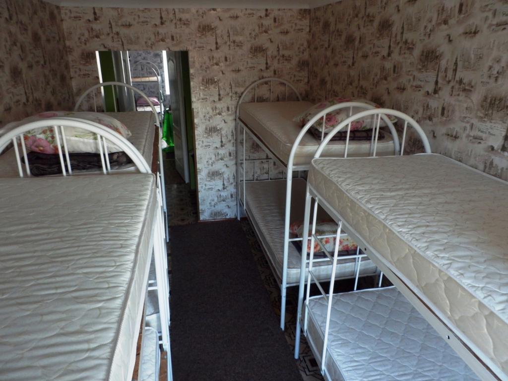 Yourhostel Friend Киев Экстерьер фото